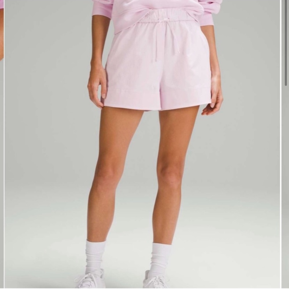 NWT Lululemon Cinchable Waist HR Woven Short 3.5” Meadowsweet Pink